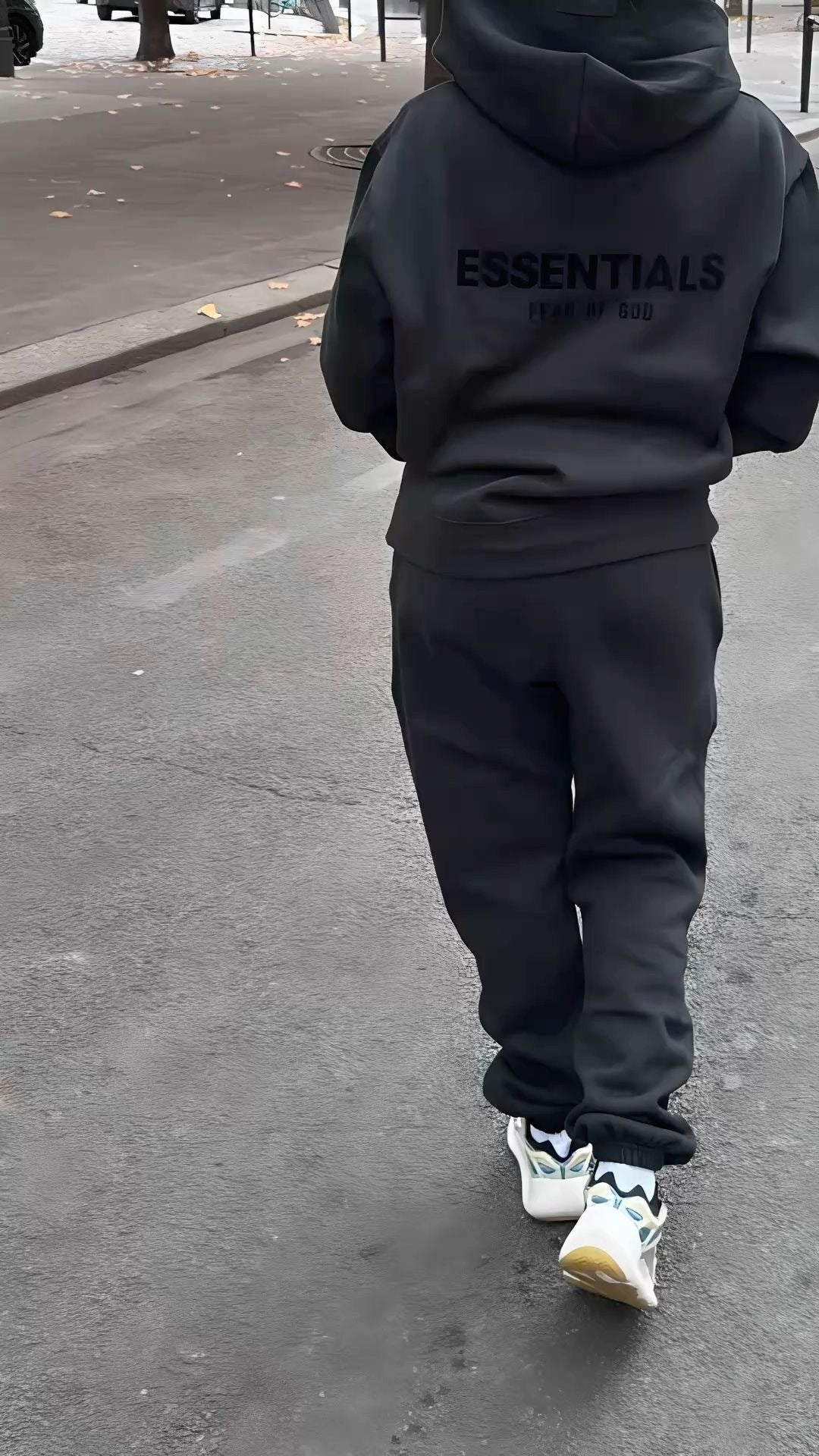 ESSENTIALS I TRACKSUIT